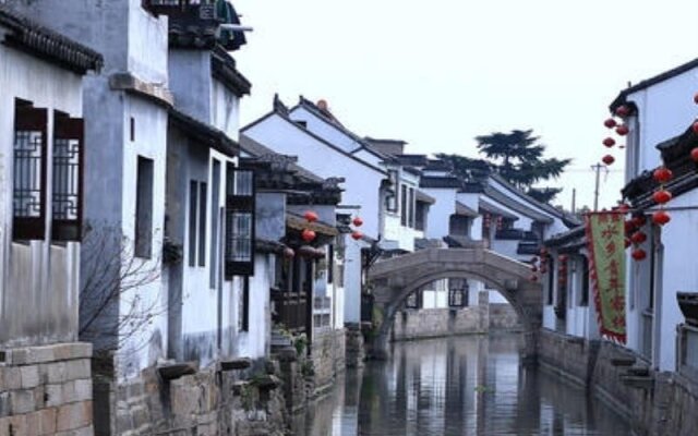 GreenTree Inn Express Suzhou Luzhi Ancient Town Scenic Area Xiaoshi Road