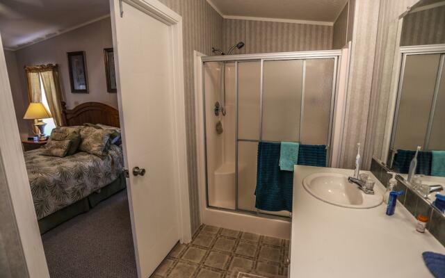 508 Red Deer Indian Creek