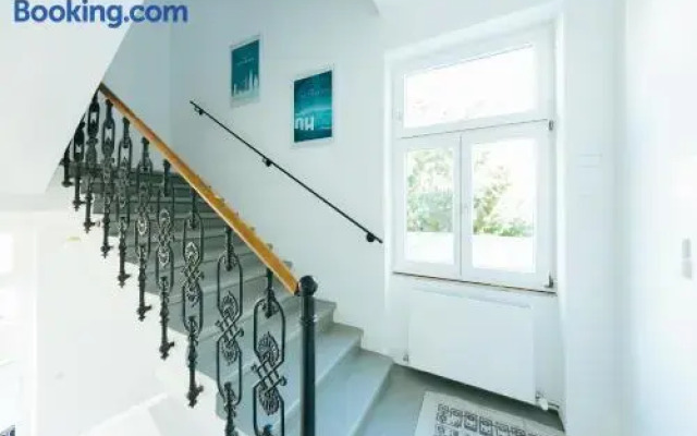 The newPAST Apartment