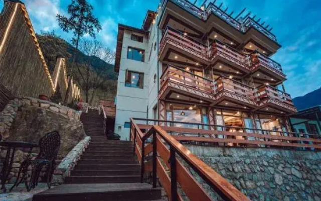 Xiaoshulin Shishang Hostel