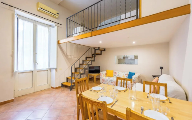 Vomero Duplex Apartment by Wonderful Italy