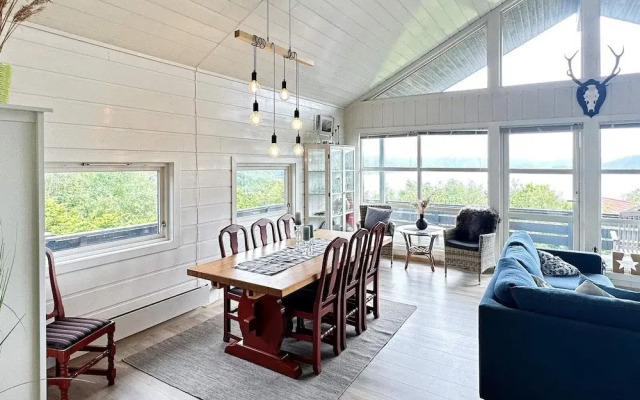 9 Person Holiday Home in Korshamn-by Traum