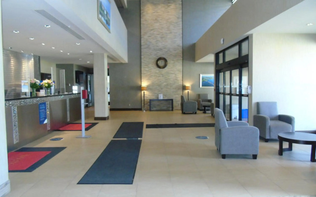 Ramada by Wyndham Belleville Harbourview Conference Centre