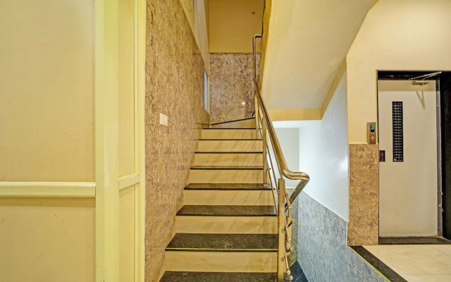 Fabhotel Grand Stay Ambedkar Nagar