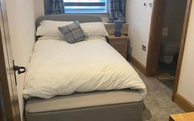 Maypole Farm Guest House