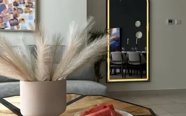 Modern Skyline Sea View 2BR Apartment