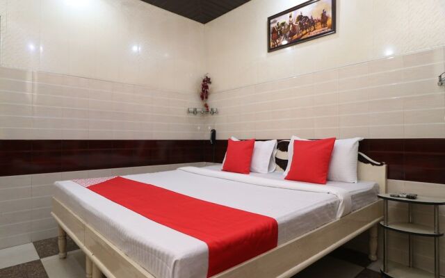Oyo 28476 Jalandhar Guest House