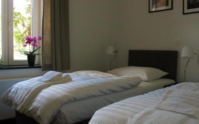 Le Baron Apartments