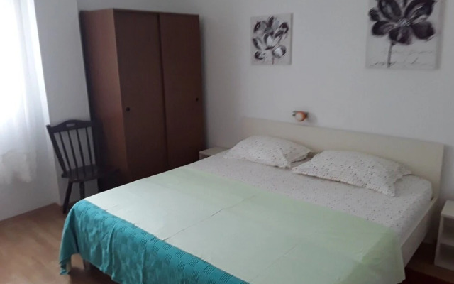 Frane - 20 m From Beach - A1