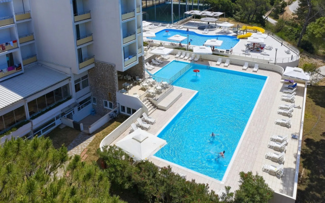 Family Hotel Adria