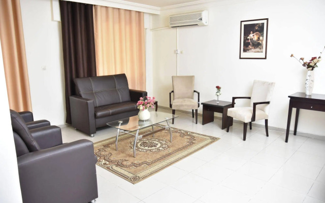 Al Bateel Hotel Apartments