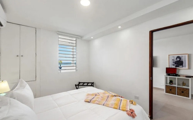 Puerto Rico Condado Beachfront w Pool Rental Otium Rentals