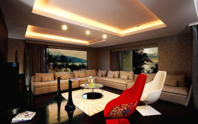 B-Lay Tong Phuket - MGallery Collection