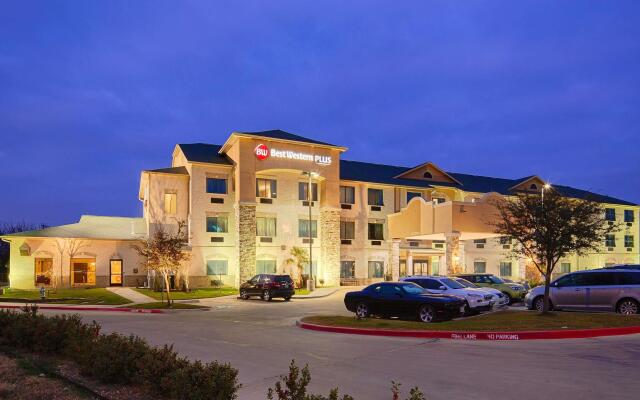 Best Western Plus Burleson Inn & Suites