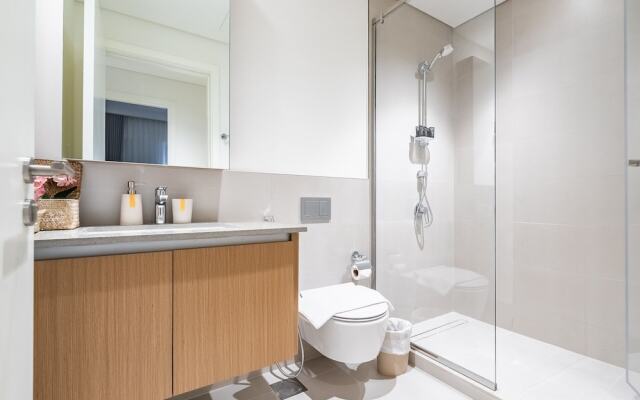 Creek Beachfront Heaven 1BR Luxe Harbor