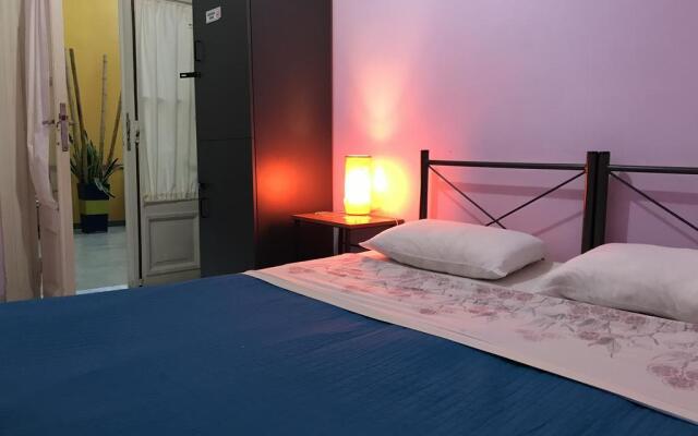 Reina Madre Hostel