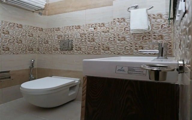 OYO 14098 R R Homes