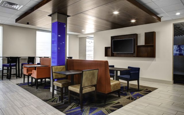 Holiday Inn Express & Suites Coldwater, an IHG Hotel