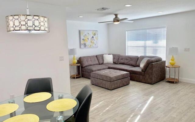 Bradenton Retreat