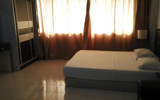 Richone Maluri Private Hotel