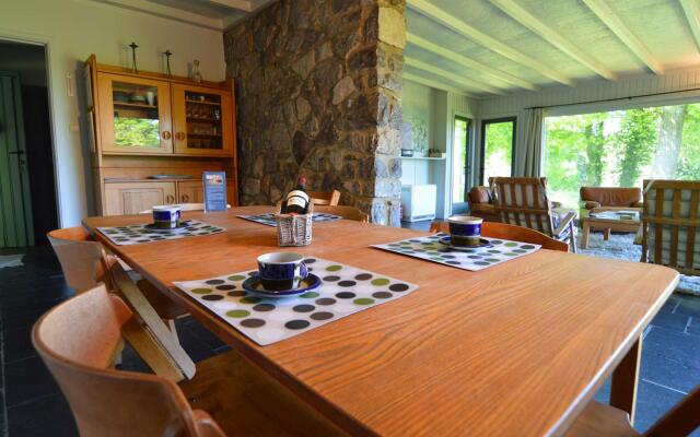 Modern Chalet with Private Tennis Court in Humain