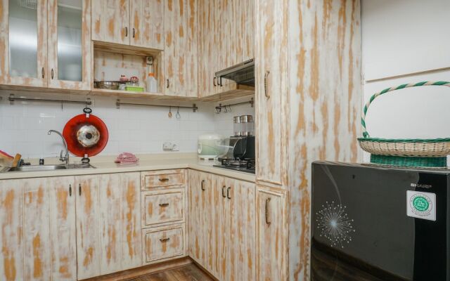 Spacious and Fully Furnished 2BR Cosmo Mansion Apartment