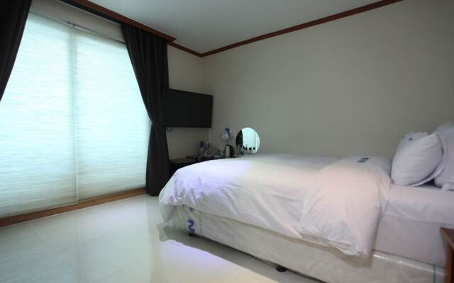 Uljin Whale Dream Hotel