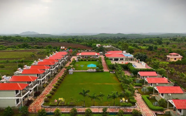The Comfort Gir Resort