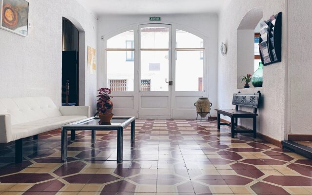 Hostal Portbou
