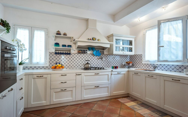 Wonderful Apartment In Villa With Pool - By Beahost Rentals