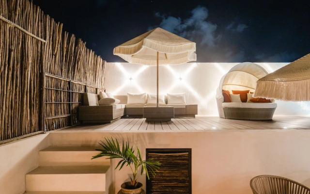 Tanik Tulum By Lockey