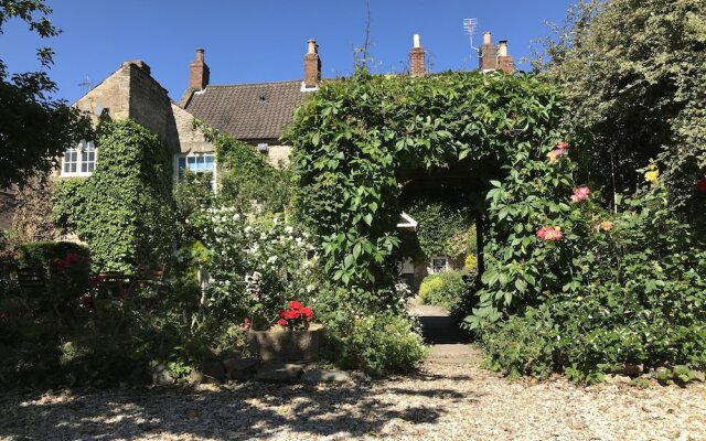 Bramwood Cottages