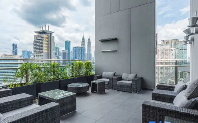 Expressionz Professional KLCC Suites BY EC