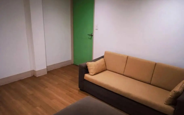 Sulit Condo Unit Santa Mesa Manila