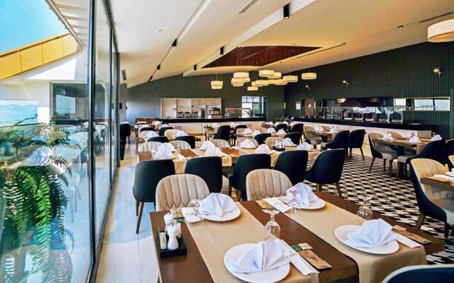 Cabir Deluxe Hotel