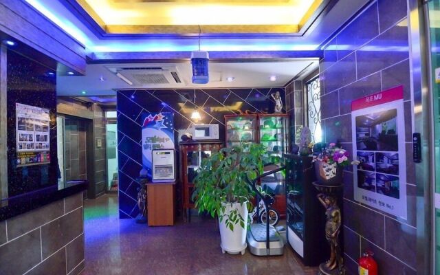 MU Motel