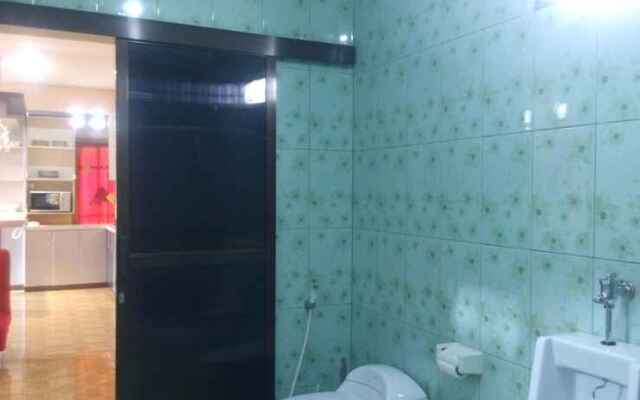 Cozy Apartment Style near Airport at Terate