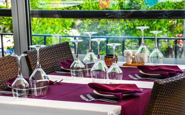 Ark Suite Hotel
