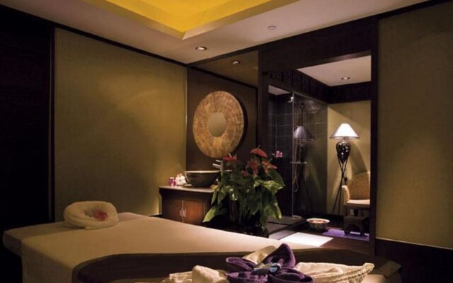 Grand Emperor Hotel