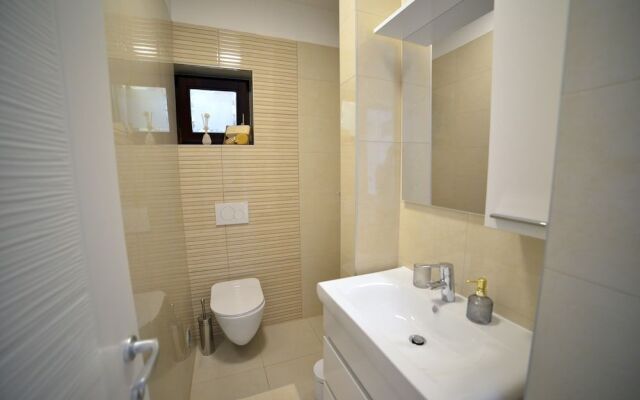 Oasis Premium Primosten