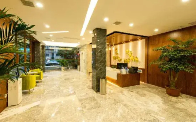 Kaili Xinshishang Hotel (Wanda Plaza)