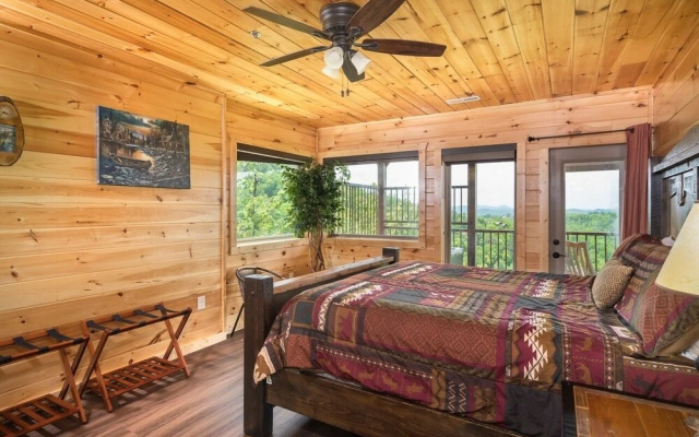 Hidden Heaven 5 Bedroom Home by Redawning