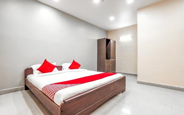 Sathya Lodge by OYO Rooms