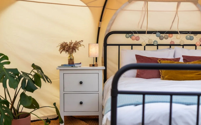 Luxury Glamping - Charlcombe Valley Orchards Bath