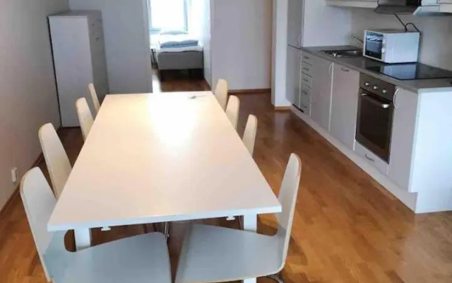 City Center Oslo Black And White Apartment