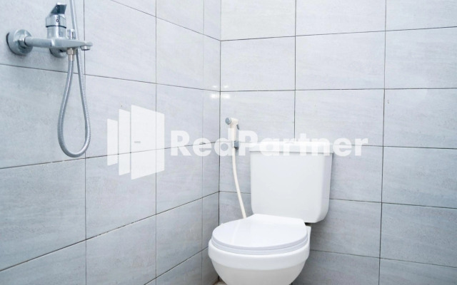 Capital O 3952 Hotel C 18 Cibaduyut