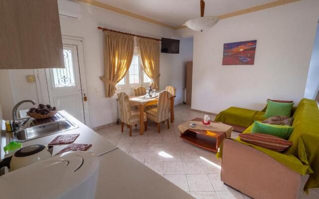 Efi's apartment