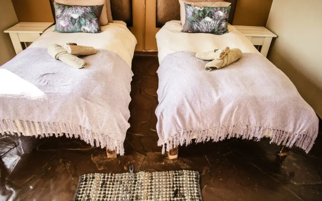 Heja Game Lodge