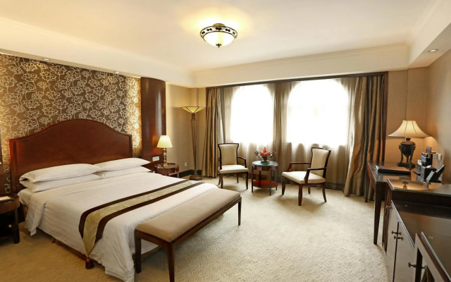 Red Roof Inn PLUS+ San Antonio Downtown - Riverwalk