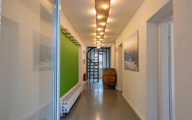 Chalet Love the Alps, 22pax, near ski lift